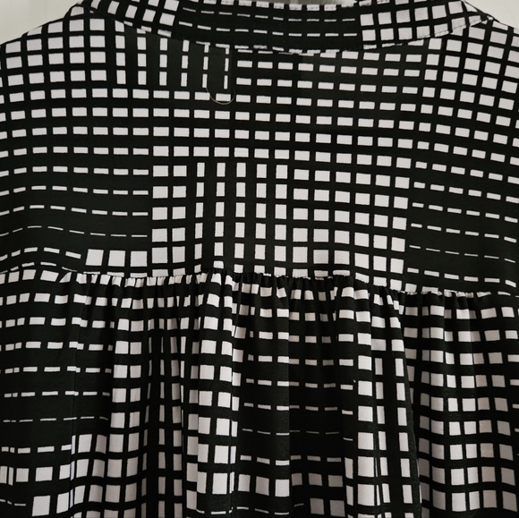 Black and White 3/4 Sleeve by JTB 2X - Picture 2 of 6